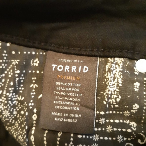 Torrid Black Jeans Size 16R High Rise Curvy Stretch Excellent Condition - Picture 9 of 9